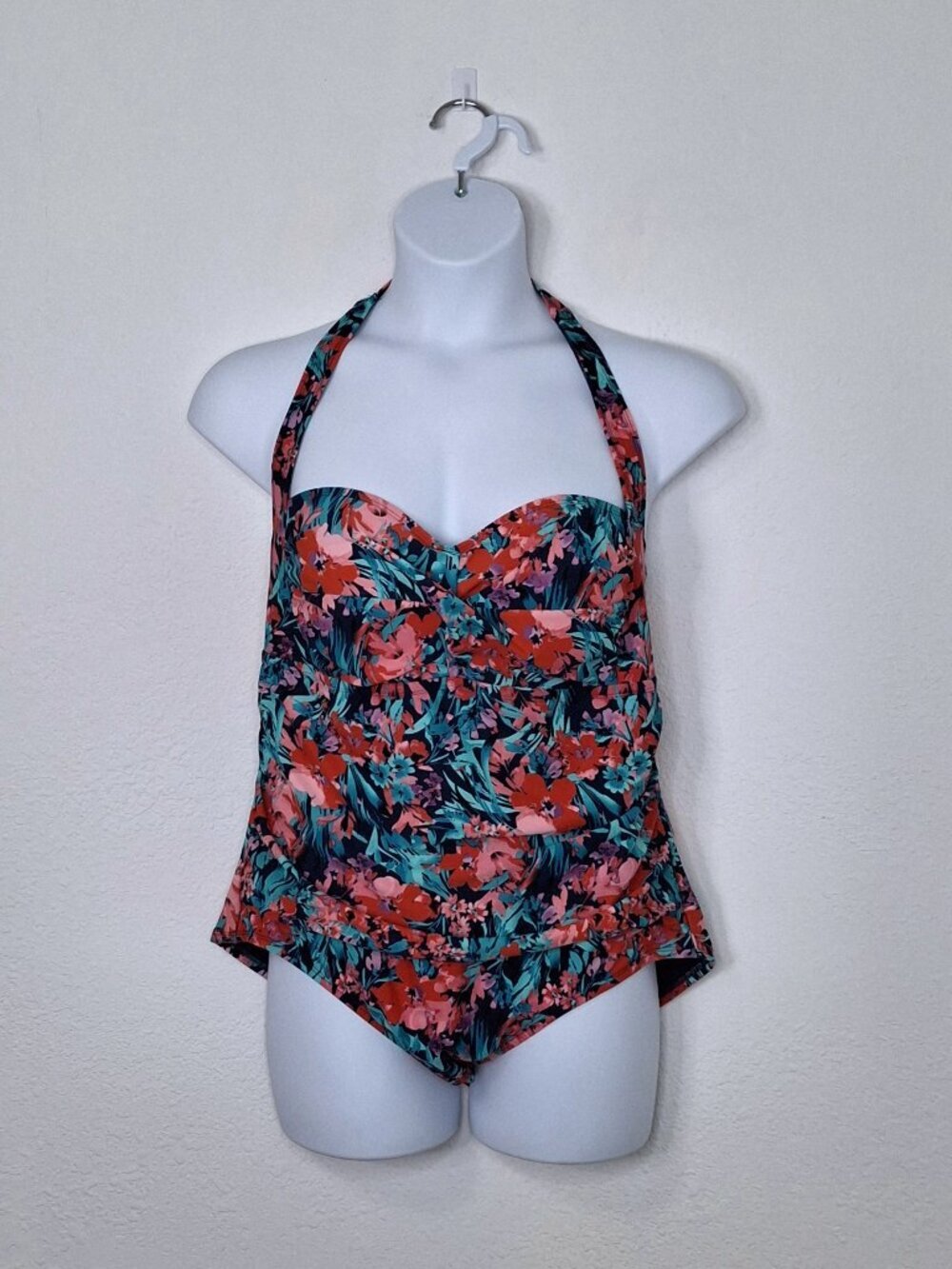 Catalina Swimsuit One Piece Floral Sz 2X Demi Cups Tropical Hawaiian Resortwear